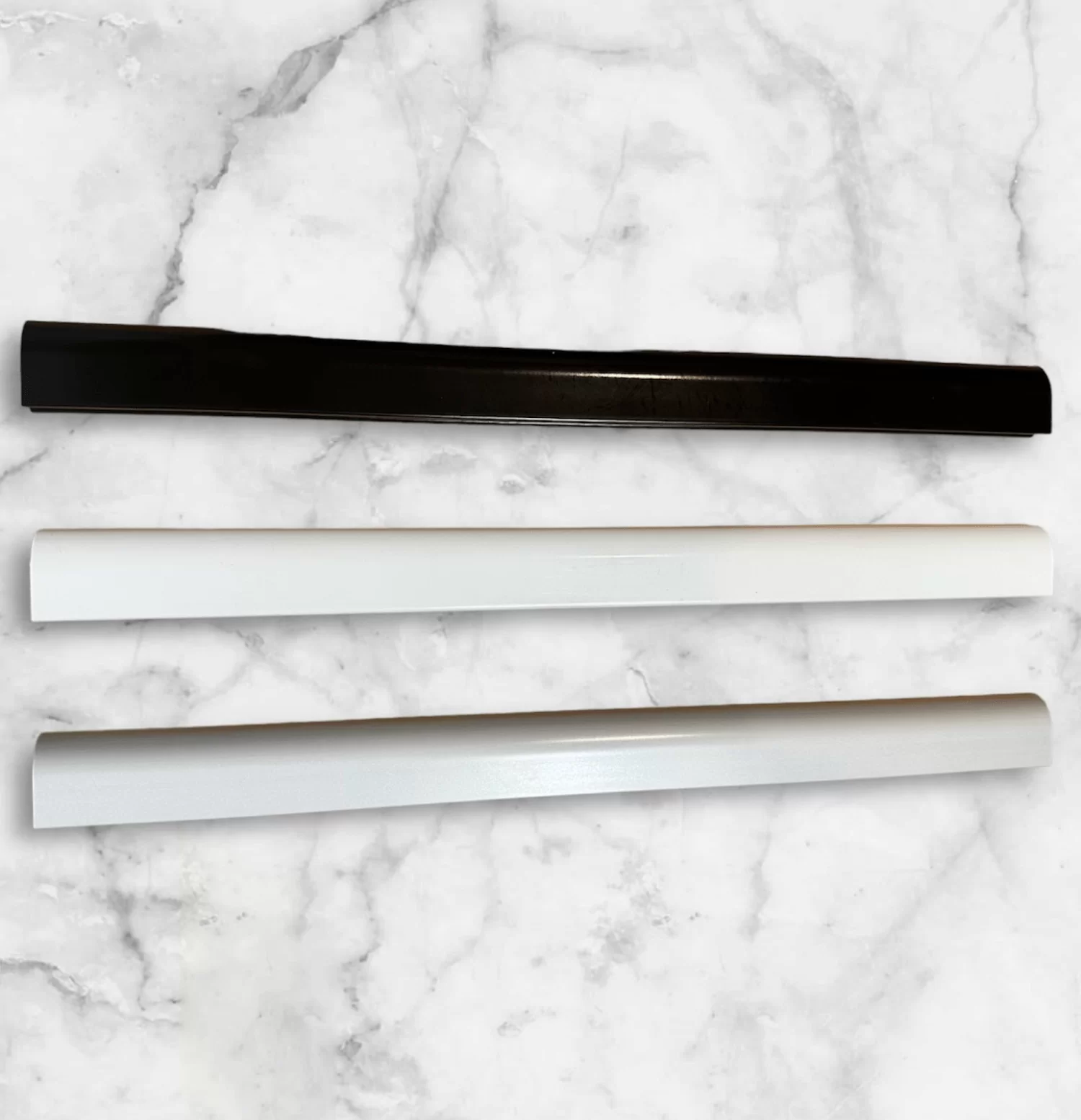 Adelaide curtains standard track for blockout or sheer. Standard Adelaide curtain track for curtain Adelaide installs with fabric, blockout or sheer curtains and blinds.
