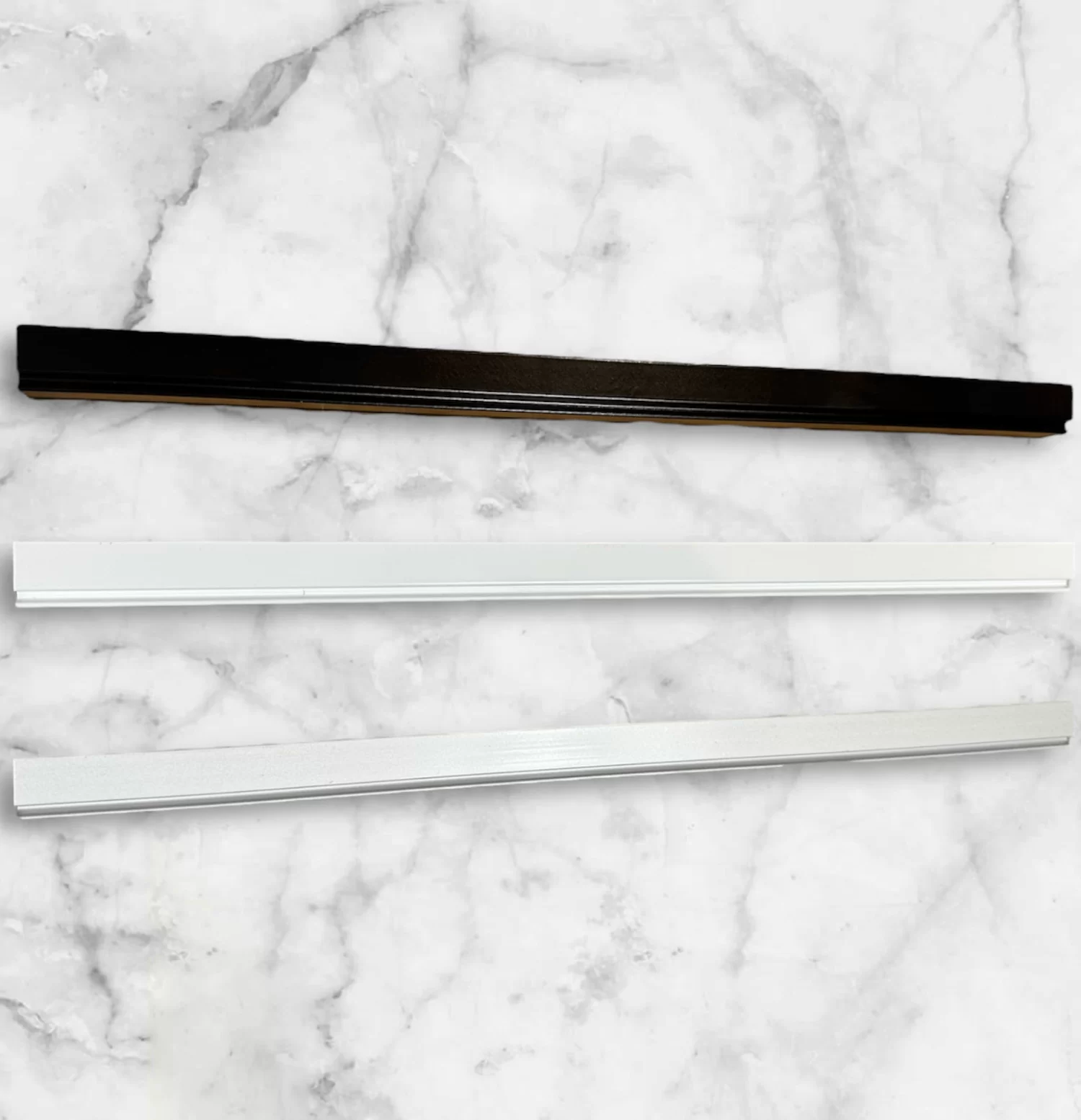 Slimline Adelaide curtain track for blockout or sheer. Slimline Adelaide curtains track for curtain Adelaide, compatible with fabric, blockout curtains, sheer curtains.