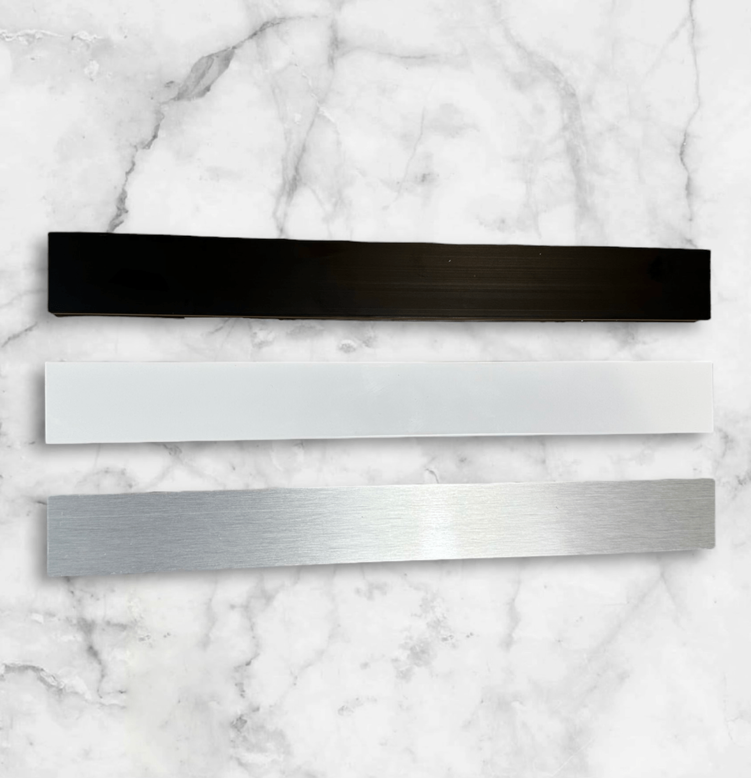 Adelaide curtain track for blockout or sheer curtains. Adelaide curtains track for curtain Adelaide setups, suited to fabric, blockout or sheer curtains and blinds.